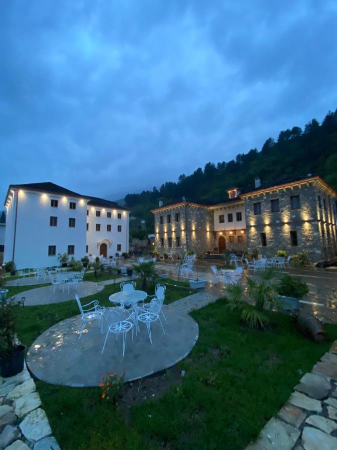 Hotel Kaso Ervehe Përmet Екстериор снимка