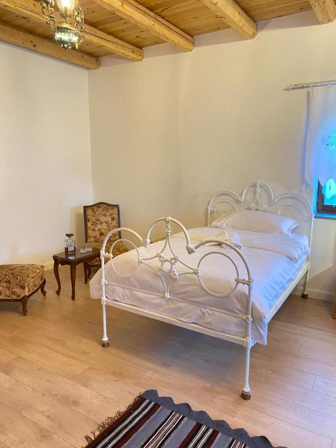 Hotel Kaso Ervehe Përmet Екстериор снимка