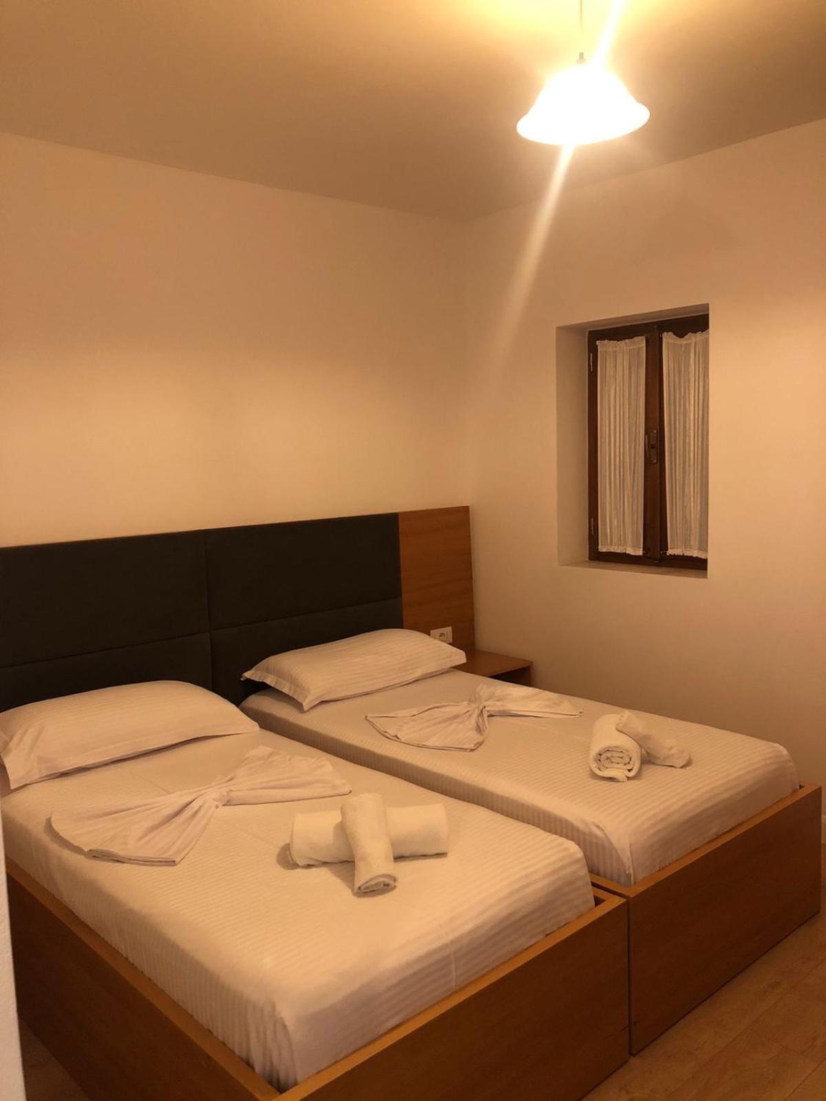 Hotel Kaso Ervehe Përmet Екстериор снимка