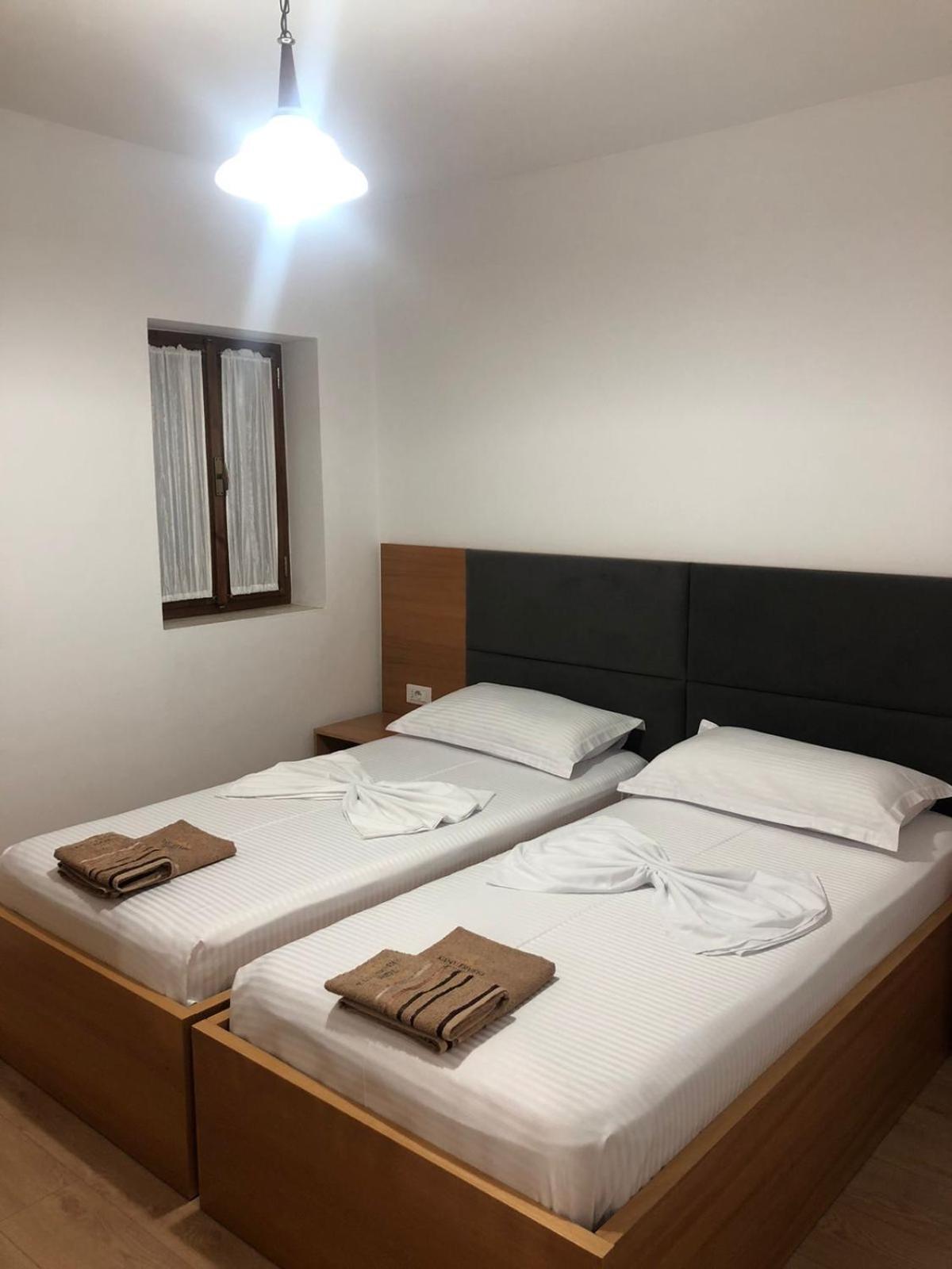 Hotel Kaso Ervehe Përmet Екстериор снимка